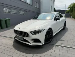 Weiß Gebraucht 2020 Mercedes CLS220 AMG Limousine | 48.500 €