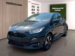 Black mica / ink Neu 2025 Toyota Yaris Hybrid Kleinwagen | 28.590 € (Teuer)