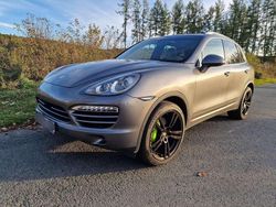 Grau Gebraucht 2011 Porsche Cayenne SUV | 18.500 € (Fairer Preis)