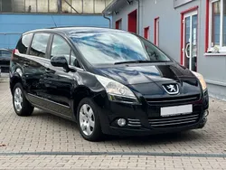 Schwarz Gebraucht 2011 Peugeot 5008 Family Van / Kleinbus | 3.995 € (Superpreis)