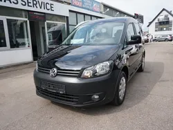 Schwarz Gebraucht 2011 VW Caddy Trendline Van / Kleinbus | 6.450 € (Superpreis)