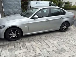 Grau Gebraucht 2009 BMW 318 Limousine | 4.000 € (Superpreis)