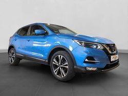 Blau Gebraucht 2017 Nissan Qashqai N-Connecta SUV | 13.990 € (Fairer Preis)