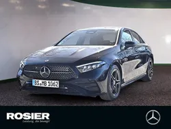 Schwarz / nachtschwarz Gebraucht 2025 Mercedes A200 AMG Limousine | 34.690 € (Fairer Preis)