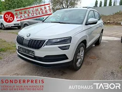 Candyweiss Gebraucht 2018 Skoda Karoq Style SUV | 13.385 € (Fairer Preis)