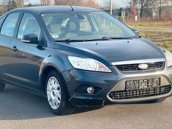 Grau Gebraucht 2008 Ford Focus Style Limousine | 1.750 € (Etwas zu teuer)
