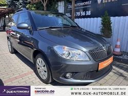 Grau Gebraucht 2014 Skoda Fabia Ambition Kleinwagen | 9.999 € (Guter Preis)