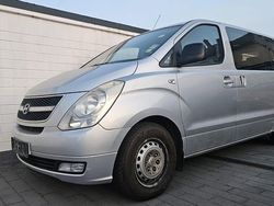 Silber Gebraucht 2009 Hyundai H-1 Van | 6.850 €