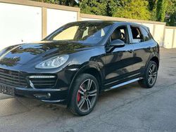 Schwarz Gebraucht 2012 Porsche Cayenne Turbo SUV | 25.999 € (Fairer Preis)