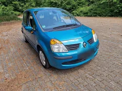 Blau Gebraucht 2005 Renault Modus Van / Kleinbus | 3.350 € (Fairer Preis)