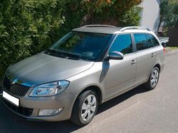 Silber Gebraucht 2013 Skoda Fabia Ambition Kleinwagen | 5.500 € (Etwas zu teuer)