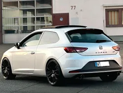 Silber Gebraucht 2016 Cupra Leon Limousine | 21.900 € (Guter Preis)