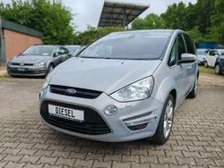 Silber Gebraucht 2011 Ford S-MAX Titanium Van / Kleinbus | 5.890 € (Fairer Preis)