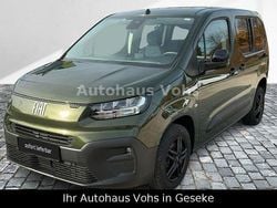 Grün Gebraucht 2024 Fiat Doblò Van / Kleinbus | 23.970 € (Etwas zu teuer)