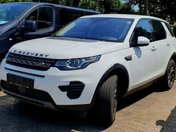 Weiß Gebraucht 2016 Land Rover Discovery Sport SE SUV | 19.610 € (Etwas zu teuer)