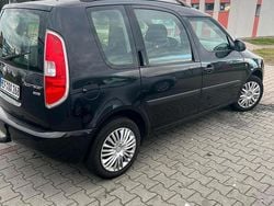 Schwarz Gebraucht 2011 Skoda Roomster Kombi | 1.999 € (Etwas zu teuer)