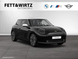 Midnight black metallic Gebraucht 2025 Mini Cooper Kleinwagen | 32.900 € (Fairer Preis)