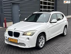 Weiß Gebraucht 2011 BMW X1 Executive SUV | 4.450 € (Teuer)