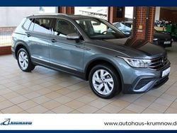 Platinum grey Gebraucht 2024 VW Tiguan Allspace Life SUV | 34.800 € (Fairer Preis)