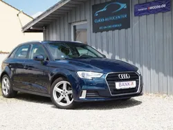 Blau Gebraucht 2017 Audi A3 Sportback Sport Limousine | 15.950 € (Fairer Preis)