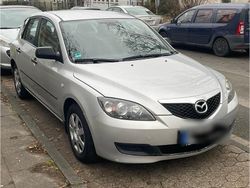 Silber Gebraucht 2007 Mazda 3 Limousine | 2.900 € (Fairer Preis)