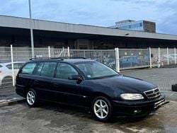 Schwarz Gebraucht 2003 Opel Omega Edition Kombi | 299 € (Guter Preis)