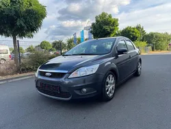Grau Gebraucht 2009 Ford Focus Style Limousine | 2.790 € (Fairer Preis)