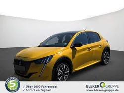 Faro gelb Gebraucht 2021 Peugeot e-208 GT Kleinwagen | 15.780 € (Fairer Preis)