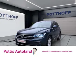 Blau Gebraucht 2022 VW Tiguan Elegance SUV | 29.977 € (Guter Preis)