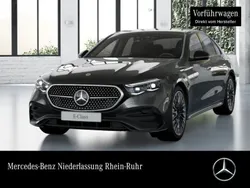 Grau Gebraucht 2025 Mercedes E300 Sport Limousine | 79.990 €