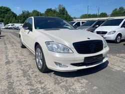 Silber Gebraucht 2006 Mercedes S500 Limousine | 5.995 €