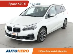 Weiß Gebraucht 2019 BMW 218 Gran Tourer Sport Line Van / Kleinbus | 19.180 € (Fairer Preis)