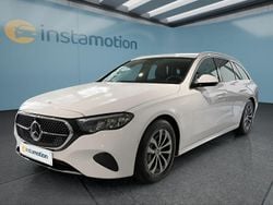 Weiß Gebraucht 2024 Mercedes E220 Kombi | 47.249 € (Guter Preis)