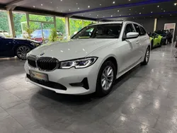 Weiß Gebraucht 2022 BMW 320 Performance Kombi | 29.690 € (Guter Preis)