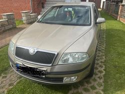 Gold Gebraucht 2006 Skoda Octavia Limousine | 2.500 € (Fairer Preis)