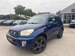 Blau Gebraucht 2002 Toyota RAV4 Edition SUV | 5.499 € (Fairer Preis)