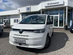 Weiß Gebraucht 2023 VW Multivan Life Van / Kleinbus | 54.990 € (Fairer Preis)
