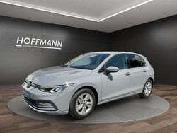 Grau Gebraucht 2020 VW Golf Life Limousine | 20.990 € (Etwas zu teuer)