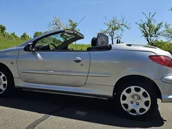 Silber Gebraucht 2003 Peugeot 206 CC Cabrio | 3.499 € (Etwas zu teuer)