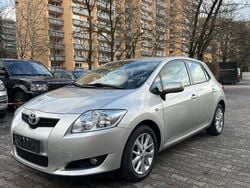 Silber Gebraucht 2009 Toyota Auris Life Limousine | 4.290 € (Guter Preis)
