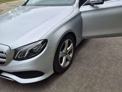 Grau Gebraucht 2019 Mercedes E300 Edition Limousine | 34.900 € (Fairer Preis)