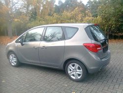 Beige Gebraucht 2011 Opel Meriva Selection Van / Kleinbus | 4.000 € (Guter Preis)