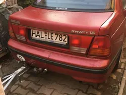 Rot Gebraucht 1993 Suzuki Swift GLX Limousine | 650 €