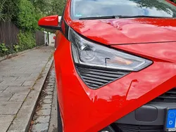 Rot Gebraucht 2021 Toyota Aygo X-clusiv Kleinwagen | 11.999 €
