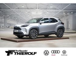 Silber Gebraucht 2022 Toyota Yaris Hybrid Team SUV | 24.480 € (Fairer Preis)