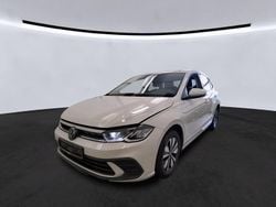 Grau Gebraucht 2023 VW Polo Move Limousine | 13.990 € (Guter Preis)