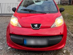 Rot Gebraucht 2006 Peugeot 107 Kleinwagen | 1.200 € (Guter Preis)