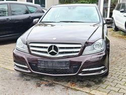 Braun Gebraucht 2011 Mercedes C200 Limousine | 8.900 € (Fairer Preis)