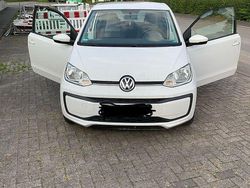 Gebraucht 2018 VW up! Kleinwagen | 8.000 € (Etwas zu teuer)