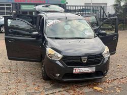 Schwarz Gebraucht 2018 Dacia Lodgy Comfort Van / Kleinbus | 8.300 € (Guter Preis)